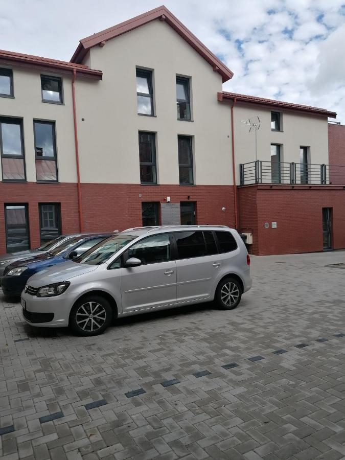 Dharma Stay Apartamentai Su Terasa Ir Vaizdu I Miesta Тельшяй Экстерьер фото