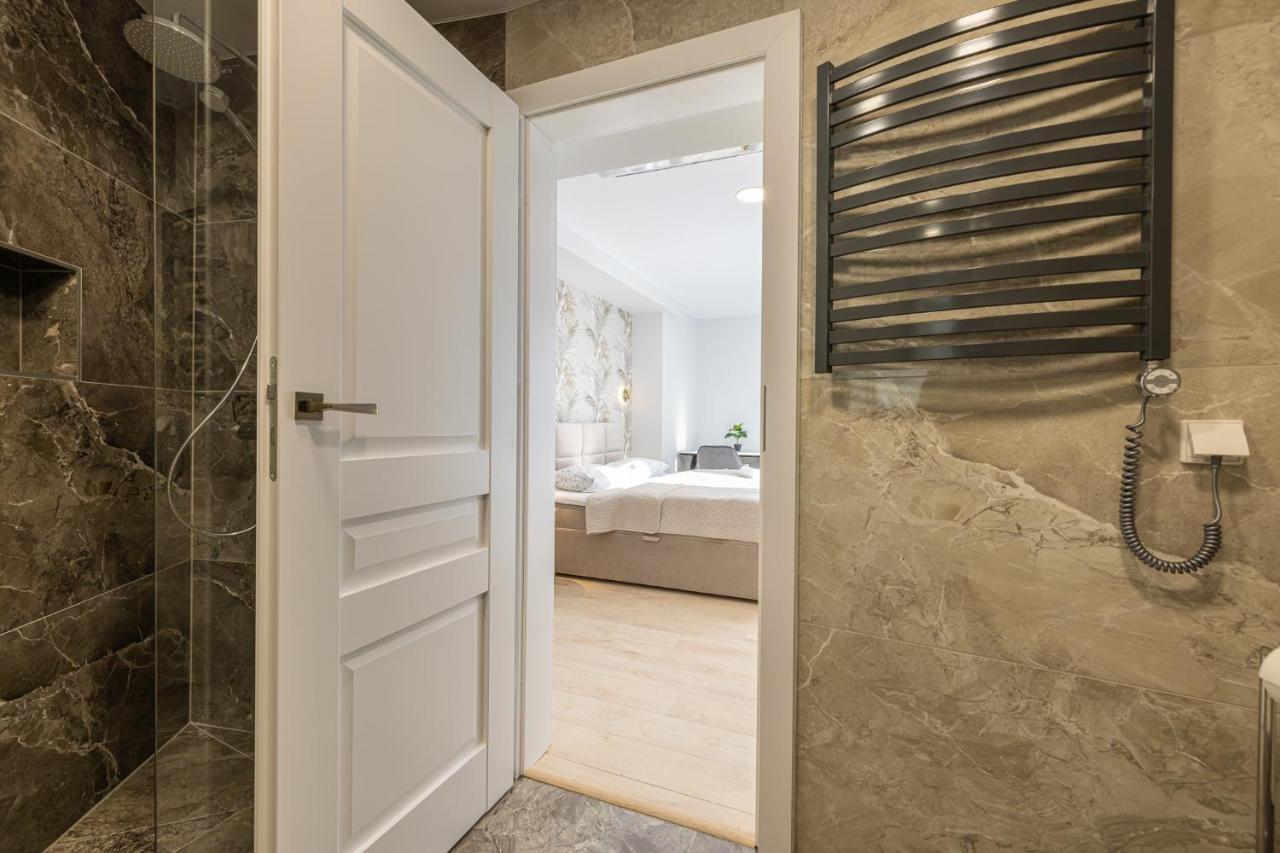 Dharma Stay Apartamentai Su Terasa Ir Vaizdu I Miesta Тельшяй Экстерьер фото